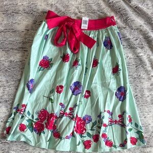 Disney UK Parks Garden Skirt